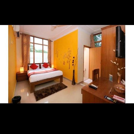 Hotel Samrat Neemrana Esterno foto